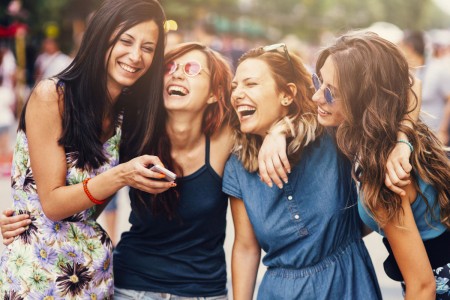 cercle amies lesbiennes